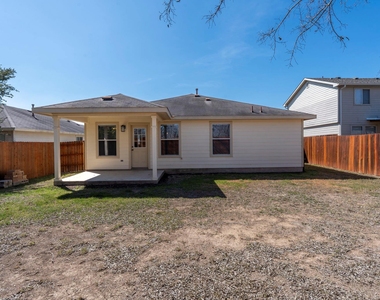 164 Pearl Lake Dr - Photo Thumbnail 24