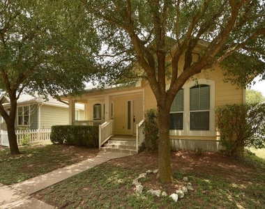 136 Strawn - Photo Thumbnail 1