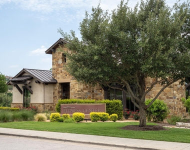 18612 Rio Chama Ln - Photo Thumbnail 23