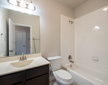 18612 Rio Chama Ln - Photo Thumbnail 19