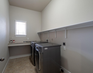 18612 Rio Chama Ln - Photo Thumbnail 15