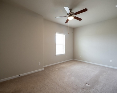 18612 Rio Chama Ln - Photo Thumbnail 18