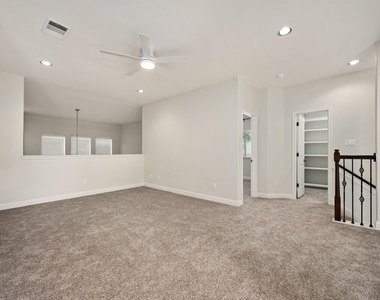 8620 Alophia Dr - Photo Thumbnail 19