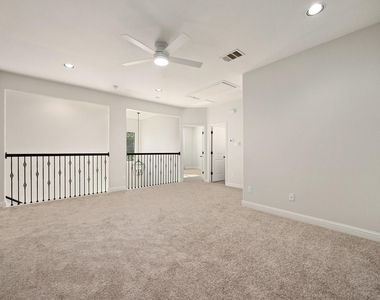 8620 Alophia Dr - Photo Thumbnail 20
