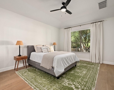 8620 Alophia Dr - Photo Thumbnail 12