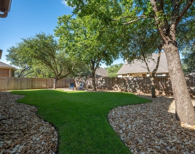 8620 Alophia Dr - Photo Thumbnail 27