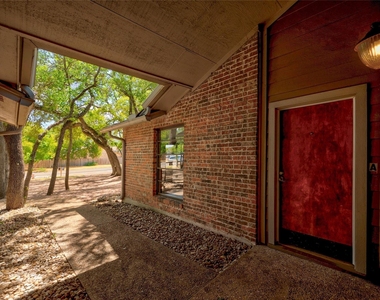 8506 Mesa Dr - Photo Thumbnail 3