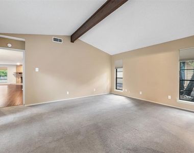8506 Mesa Dr - Photo Thumbnail 17