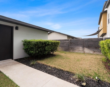 5913 Charles Merle Dr - Photo Thumbnail 23