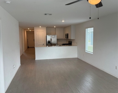 2324 Dust Devil Dr - Photo Thumbnail 4