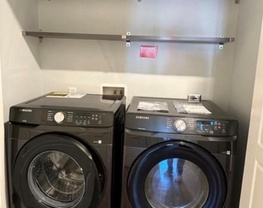 6444 Burnet Rd - Photo Thumbnail 4