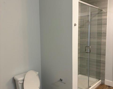 6444 Burnet Rd - Photo Thumbnail 9