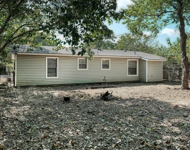 4906 Gladeview Drs - Photo Thumbnail 14