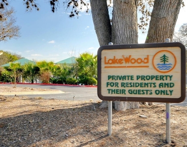 7211 Lakewood Dr - Photo Thumbnail 15