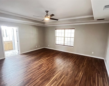 141 Sendero Blvd - Photo Thumbnail 16
