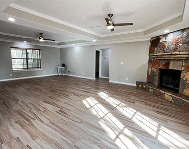 141 Sendero Blvd - Photo Thumbnail 11