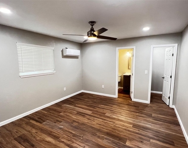 141 Sendero Blvd - Photo Thumbnail 21