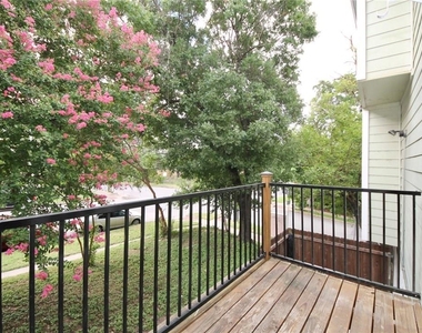 1600 West Ave - Photo Thumbnail 9