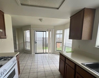 4907 Cana Cv - Photo Thumbnail 2
