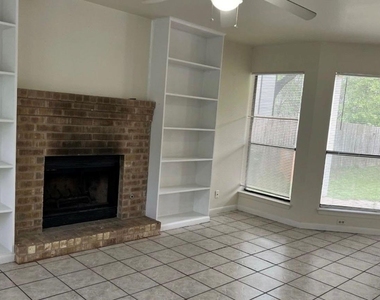 4907 Cana Cv - Photo Thumbnail 3