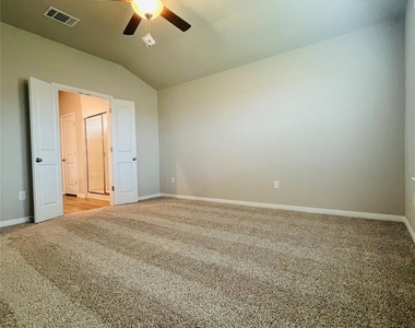 17809 Owl Tree Rd - Photo Thumbnail 4
