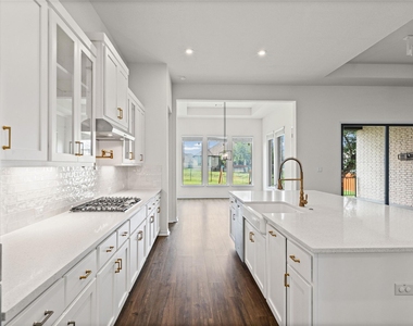 1336 Academy Oaks Dr - Photo Thumbnail 4