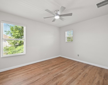 351 Wincliff Dr - Photo Thumbnail 27