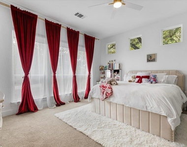 101 Onion Creek Ln - Photo Thumbnail 22