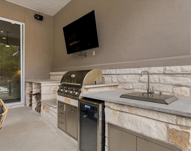 101 Onion Creek Ln - Photo Thumbnail 35
