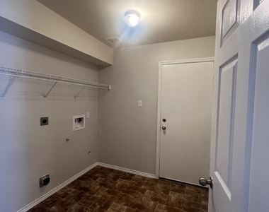 710 Alamo Plaza Dr - Photo Thumbnail 16