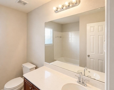 710 Alamo Plaza Dr - Photo Thumbnail 15
