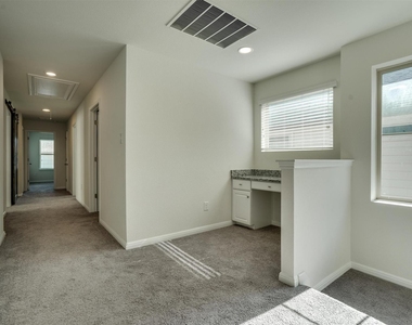 177 Diamond Point Dr - Photo Thumbnail 10
