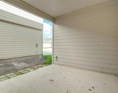 177 Diamond Point Dr - Photo Thumbnail 19