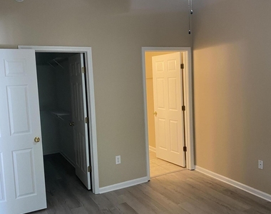 13848 Herons Landing Way - Photo Thumbnail 4