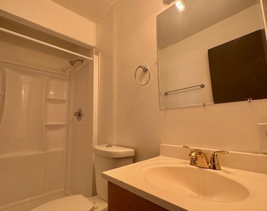 101 S Oakridge Avenue - Photo Thumbnail 21