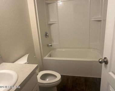 8280 Meadow Walk Lane - Photo Thumbnail 8