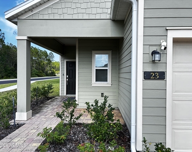 23 Lake Sinclair Street - Photo Thumbnail 4