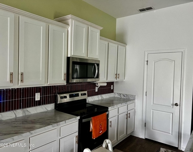 12450 Russian Olive Road - Photo Thumbnail 6
