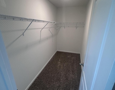 12450 Russian Olive Road - Photo Thumbnail 31