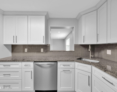 1104 Boca Grande Avenue - Photo Thumbnail 11