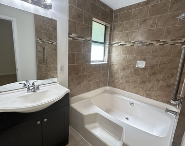 4790 Cinnamon Fern Drive - Photo Thumbnail 8