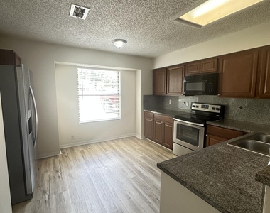 4790 Cinnamon Fern Drive - Photo Thumbnail 6