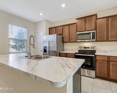 3978 Oak Mill Road - Photo Thumbnail 5