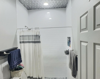 2909 St Johns Avenue - Photo Thumbnail 3