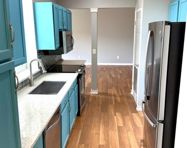 2909 St Johns Avenue - Photo Thumbnail 16