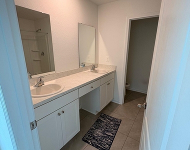 26 Seaport Breeze Road - Photo Thumbnail 21