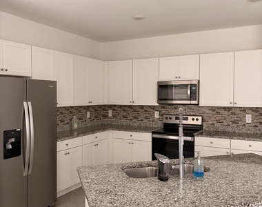 26 Seaport Breeze Road - Photo Thumbnail 10