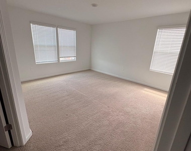 26 Seaport Breeze Road - Photo Thumbnail 19