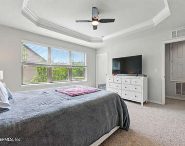 13964 Berryview Road - Photo Thumbnail 24
