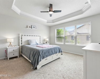 13964 Berryview Road - Photo Thumbnail 23
